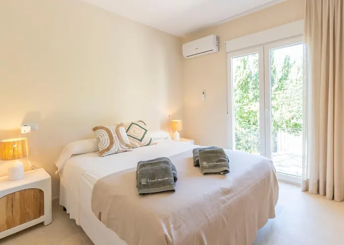 Robin - Costa Carpediem Willa Calpe